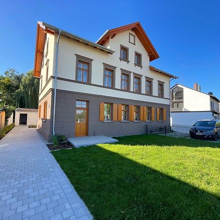 E&K Living - Design Apartments - Netflix - Audi - In Village - Free Parking Ingolstadt Exterior photo